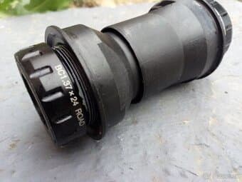 středový adapter press fit+misky SH.ultegra