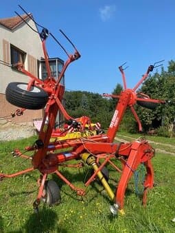 Obraceč sena a píce FELLA TH 520