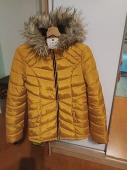 PRODÁM ZIMNÍ BUNDU