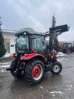 Traktor HANWO HWE 504C.Traktor 50 koni 37kW.