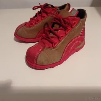 Dětské kožené polobotky č. 23