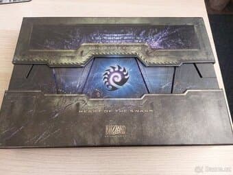 Starcraft 2 heart of the swarm / Collectors Edition