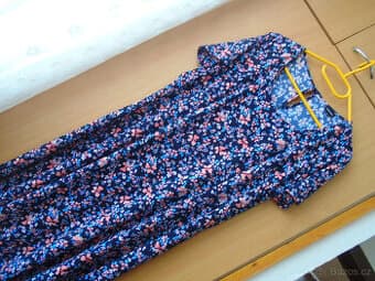 dámské šatyvel.46.