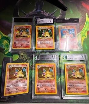 Sbírka Vintage Charizardu