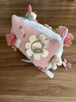 Polštářek pro hru na bříšku Květiny a motýli