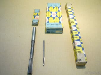 Výstružník strojní s válcovou stopkou - 1