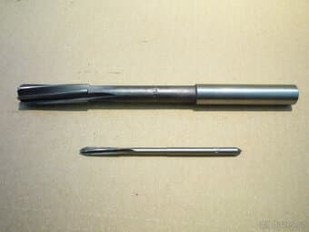 Výstružník strojní s válcovou stopkou - 2