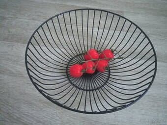 Drátěná mísa na ovoce, zeleninu