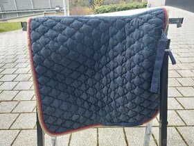 Drezurní podsedlovka