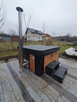 Hranatá akrylátová vířivka ECO