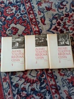 trilogie Křížová cesta od Alexeje Nikolajeviče Tolstého