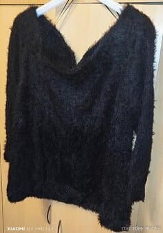 Dámský elegantní raminkovy svetr Bonprix