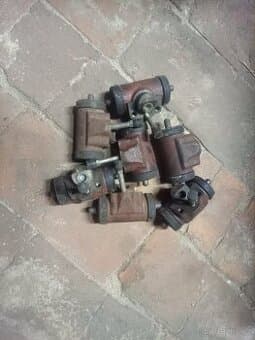 Brzdové válečky zetor