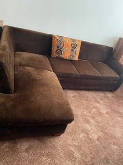 Rohová sedačka rozkládací s úložným prostorem