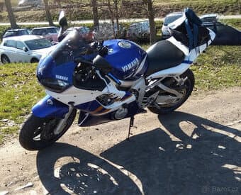 Yamaha r6 z roku 2000, 88 kw /poctive km a servis