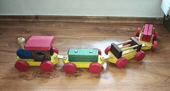 Dřevěné vláčky - platí do smazání