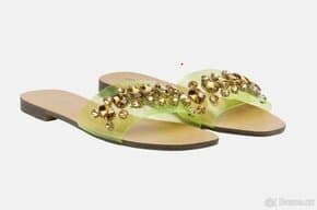 SLEVA Pantofle Ashton Aubry. Vel 37.