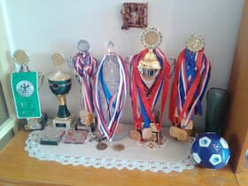 Sportovní medaile a poháry