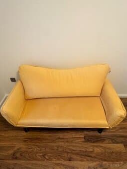 Pohovka CHATTO - žlutá