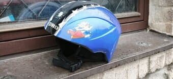 Prodám dětskou lyžařskou přilbu Giro S/M 54/58