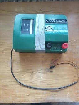 Elektrický ohradník 12v