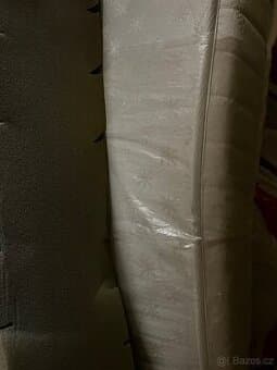 Prodám 2 matrace do postele