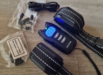 Výcvikový elektrický obojek pro psa dva 2 psy