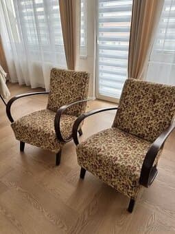 Křesla Halabala, zachovalý stav