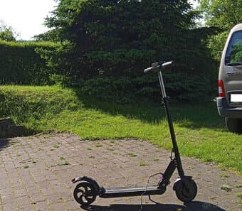 Elektrokoloběžka elektro koloběžka 2ks