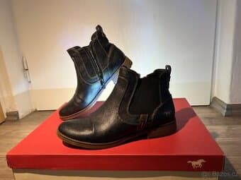 Dámské kotníkové boty Mustang vel. 40