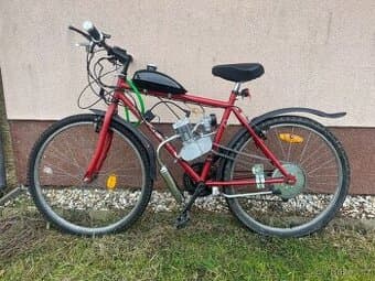 Motorové kolo na benzín