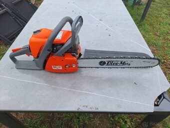 Motorová pila OM 947 - TOP stav