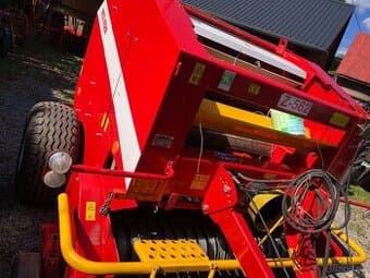 Lis na kulaté balíky