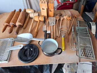 Prodám retro pomůcky do kuchyně