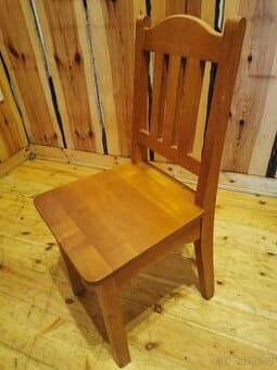 Dřevěné židle