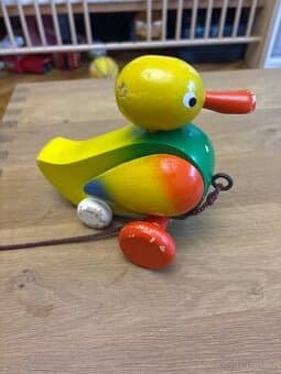 Tahaci retro kacena drevena