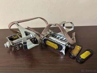 Nové pedály krajky