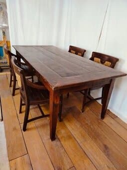 Set jídelní stůl a 4 křesla