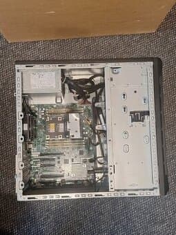 Server HPE ProLiant ML110 Gen10 | Xeon Silver (8 jader) |