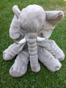 Velký plyšový slon