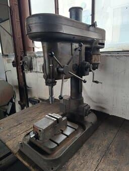 Stolní vrtačka TOS V16