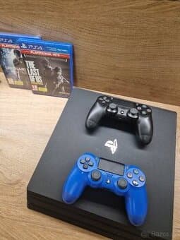 PS4 Pro + 2 ovladače + 2 hry