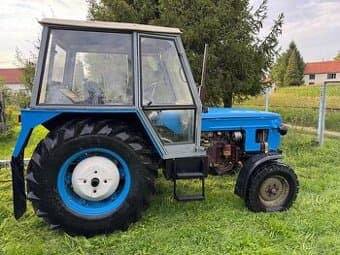 Traktor Zetor 6911