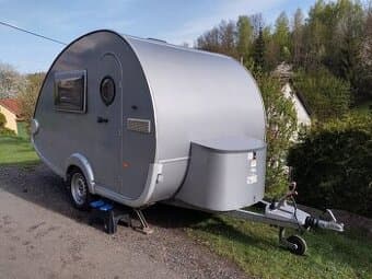 Mini karavan Tabbert 320 – ideální i za menší auto