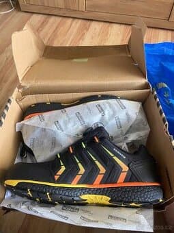 Pracovní boty Bennon italia velikosti 44 nově