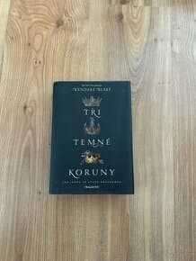 Tři temné koruny -Kendare Blake