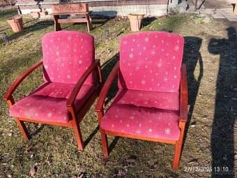 Kresla, pohovka