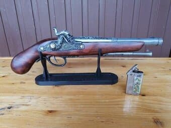 Replika historické zbraně