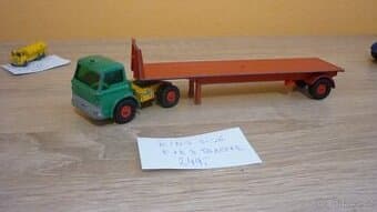 MATCHBOX KING SIZE FORD TRACTOR + NÁVĚS