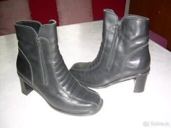 dámské kozačky kožené vel.38 černé a hnědé, sport.obuv